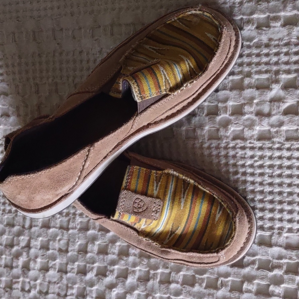 Ariat Cruiser
